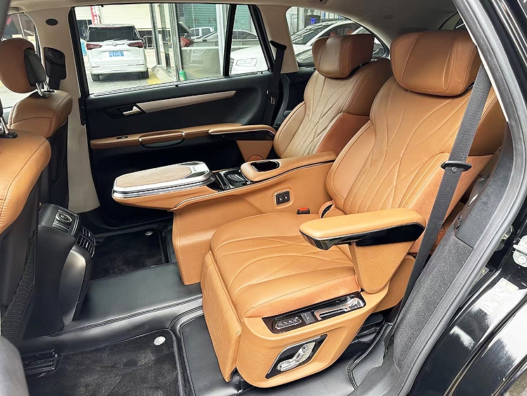 Độ limousine Land Rover Defender, Range Rover Sport, Executive, Executive Plus, Discovery 4-5