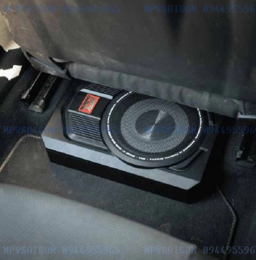 Độ Loa Sub Cho Kia Carnival 2024 2025