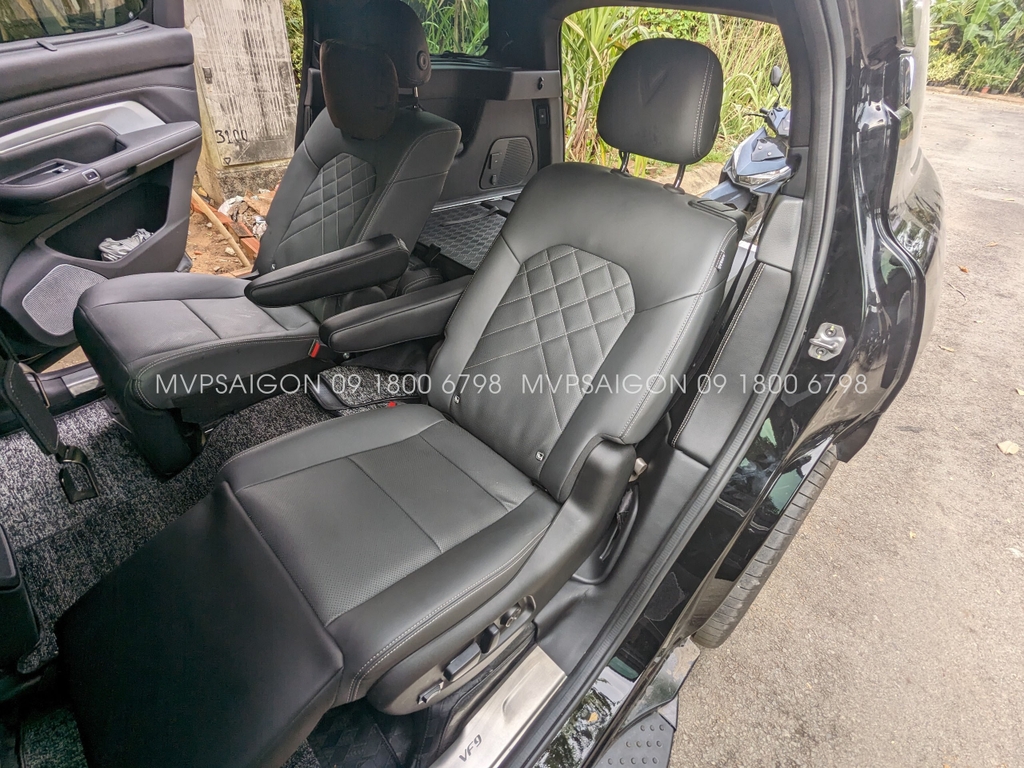 Độ nâng chân tự động Vinfast VF9