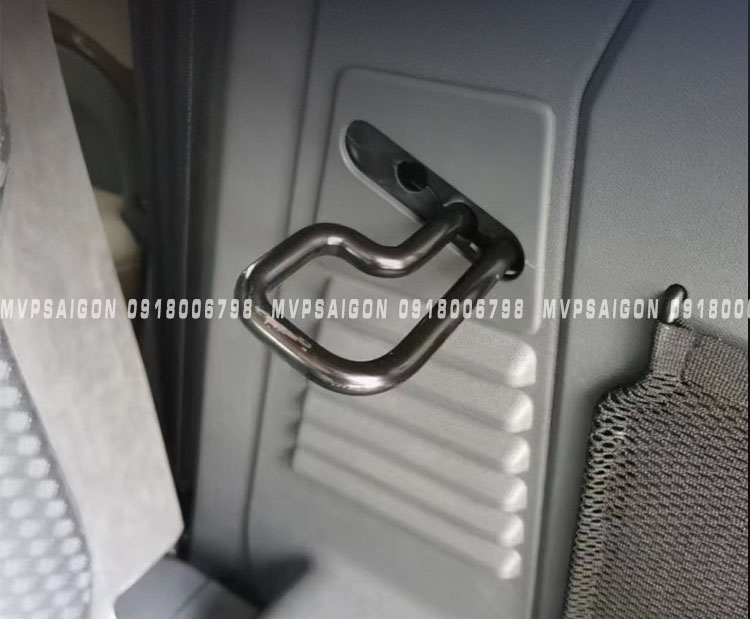 Độ ngả lưng ghế hàng hai Land Rover Defender