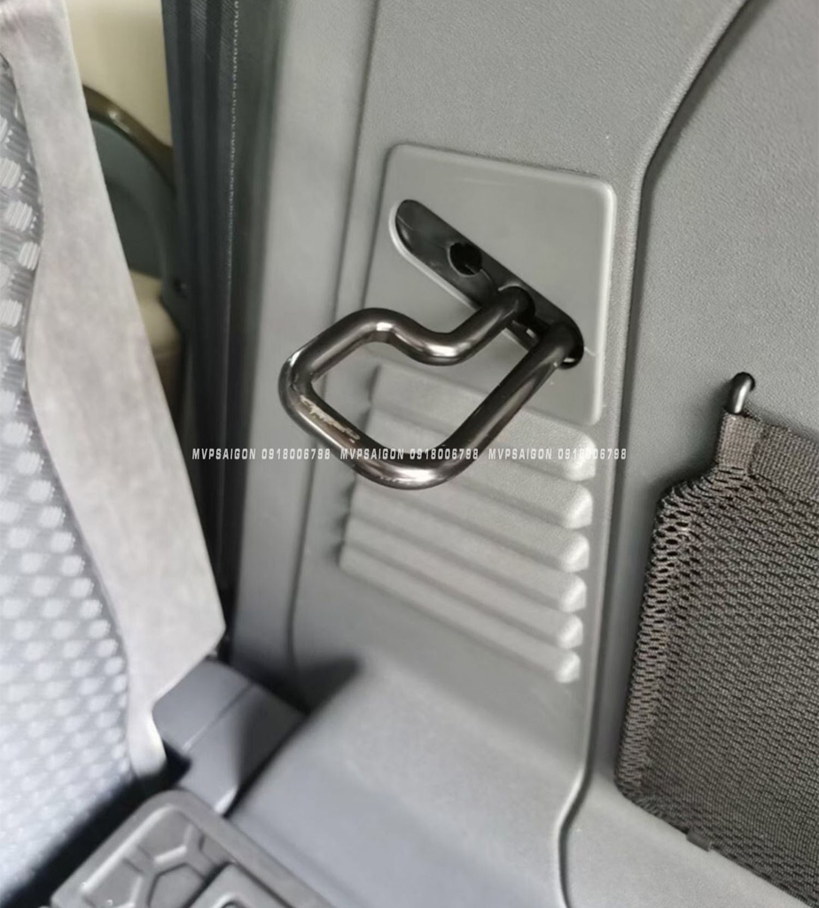 Độ ngả lưng ghế Land Rover Defender 110 đời 2020~2023