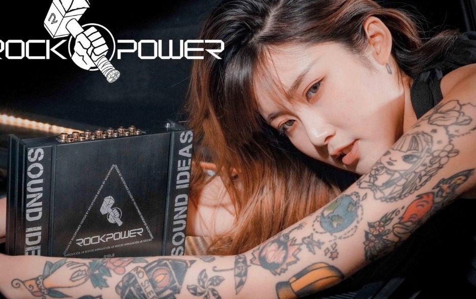 DSP R10.8 Rockpower - 10 kênh tín hiệu low level RCA - 8 kênh amply