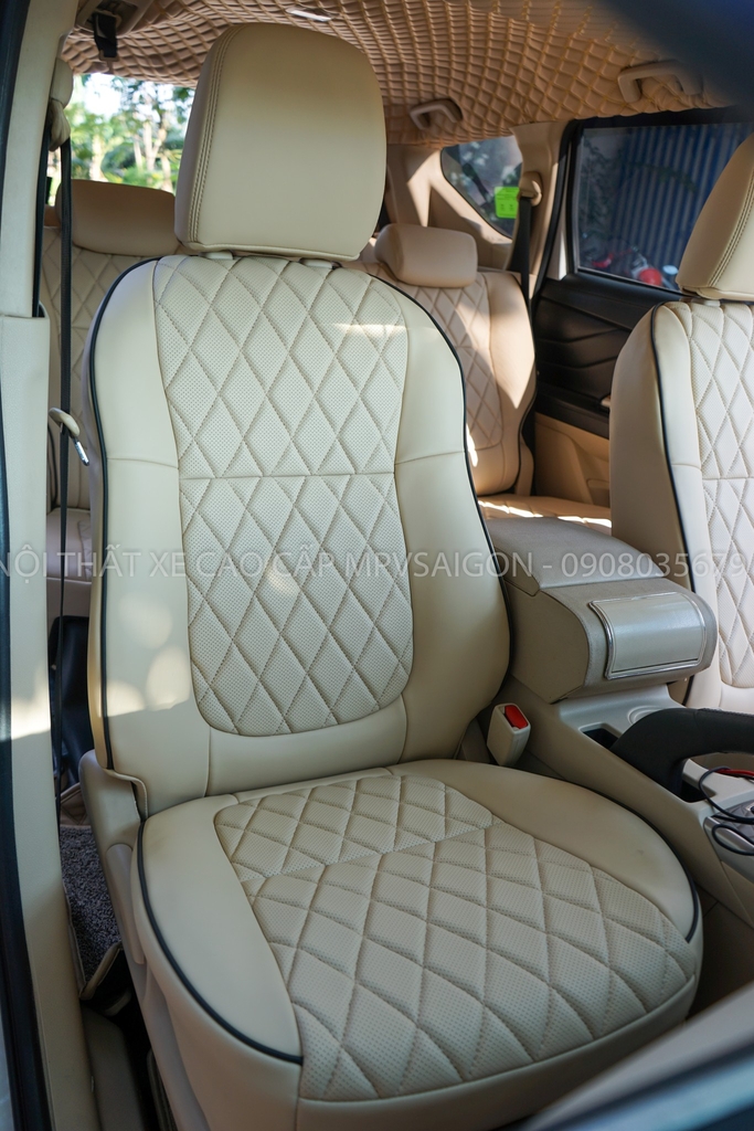 Bọc da ghế Mitsubishi Xpander sử dụng da Nappa cao cấp tại MPVSAIGON