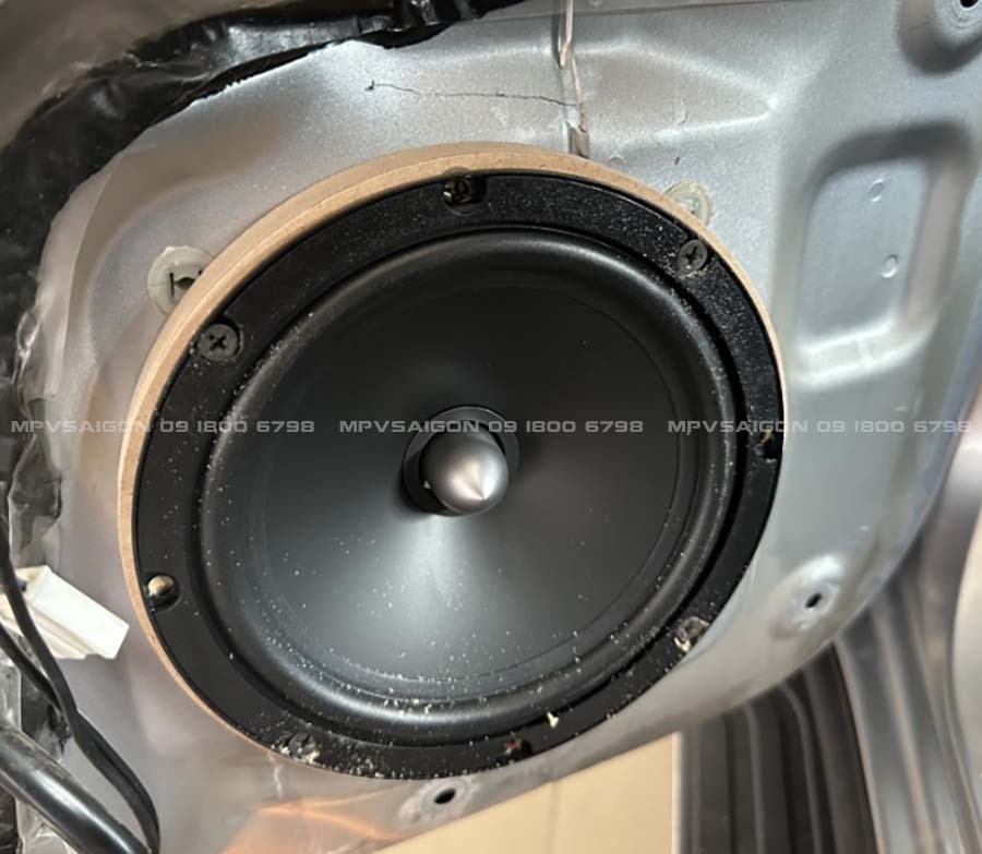 FOCAL ASE 165: bộ loa 2 đường tiếng có phân tần