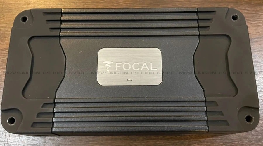Focal FDS 1.350 - amply mono 1 kênh kéo sub hơi