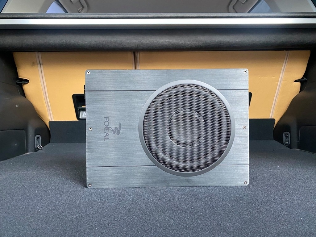 Focal IBUS 20 - Sub điện mỏng từ Pháp