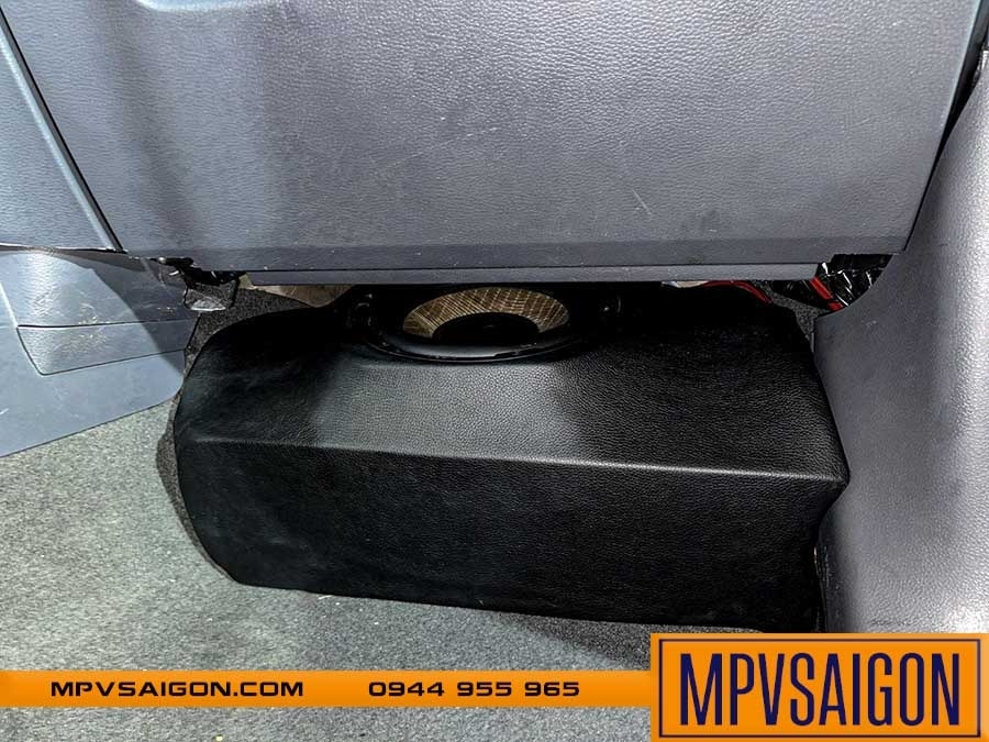 FORD RANGER NÂNG CẤP LOA FOCAL- ÂM THANH 3 WAYS TỪ PHÁP