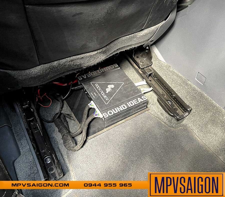 FORD RANGER NÂNG CẤP LOA FOCAL- ÂM THANH 3 WAYS TỪ PHÁP