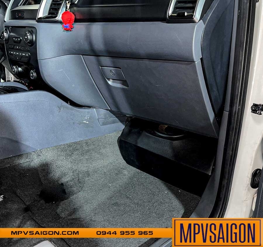 FORD RANGER NÂNG CẤP LOA FOCAL- ÂM THANH 3 WAYS TỪ PHÁP