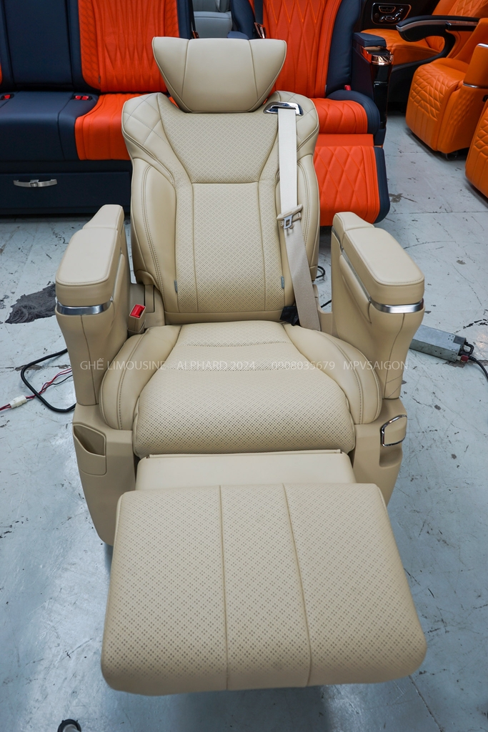 Ghế Limousine Alphard 40
