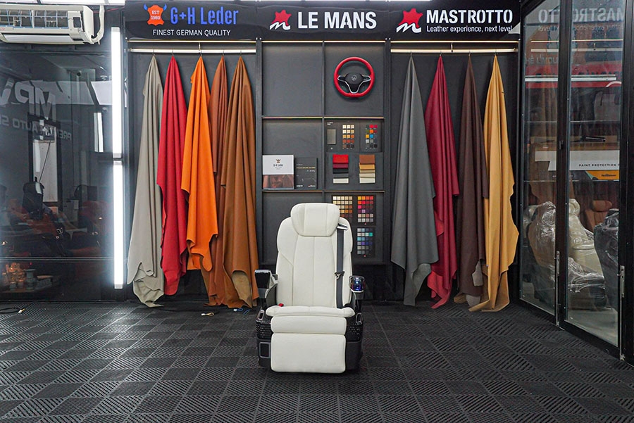 Ghế limousine Master II tại MPVSAIGON