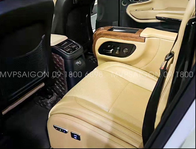 Ghế Limousine SUV Volvo XC90: kinh nghiệm độ Volvo xịn nhất