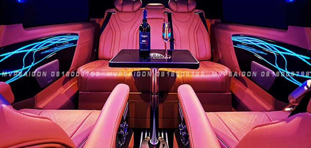 Ghế sofa băng ba ngả giường phẳng matxa dành riêng Benz V250