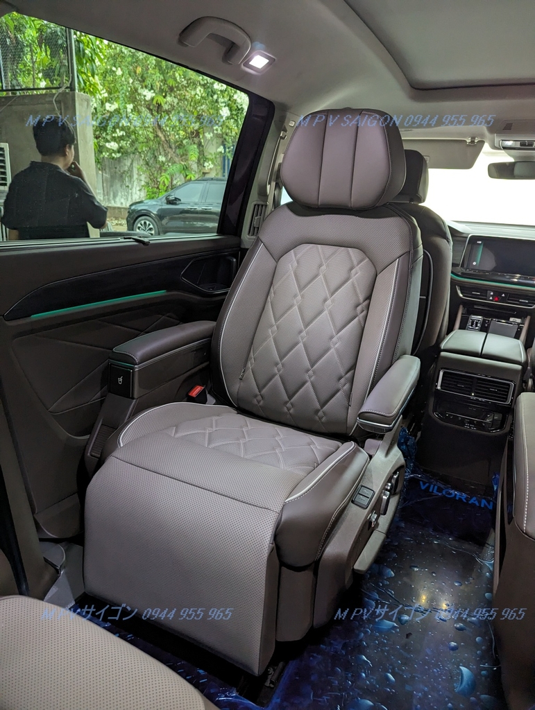 Volkswagen Viloran độ ghế chỉnh điện trượt điện tự động và xoay ghế
