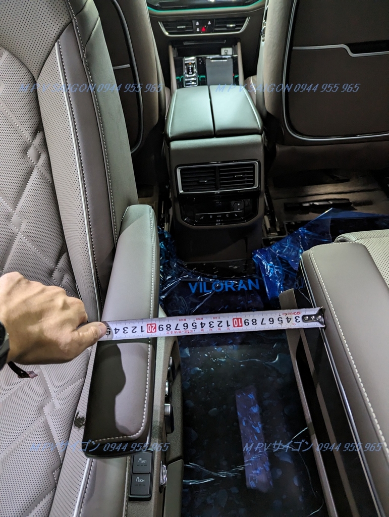 Volkswagen Viloran độ ghế chỉnh điện trượt điện tự động và xoay ghế