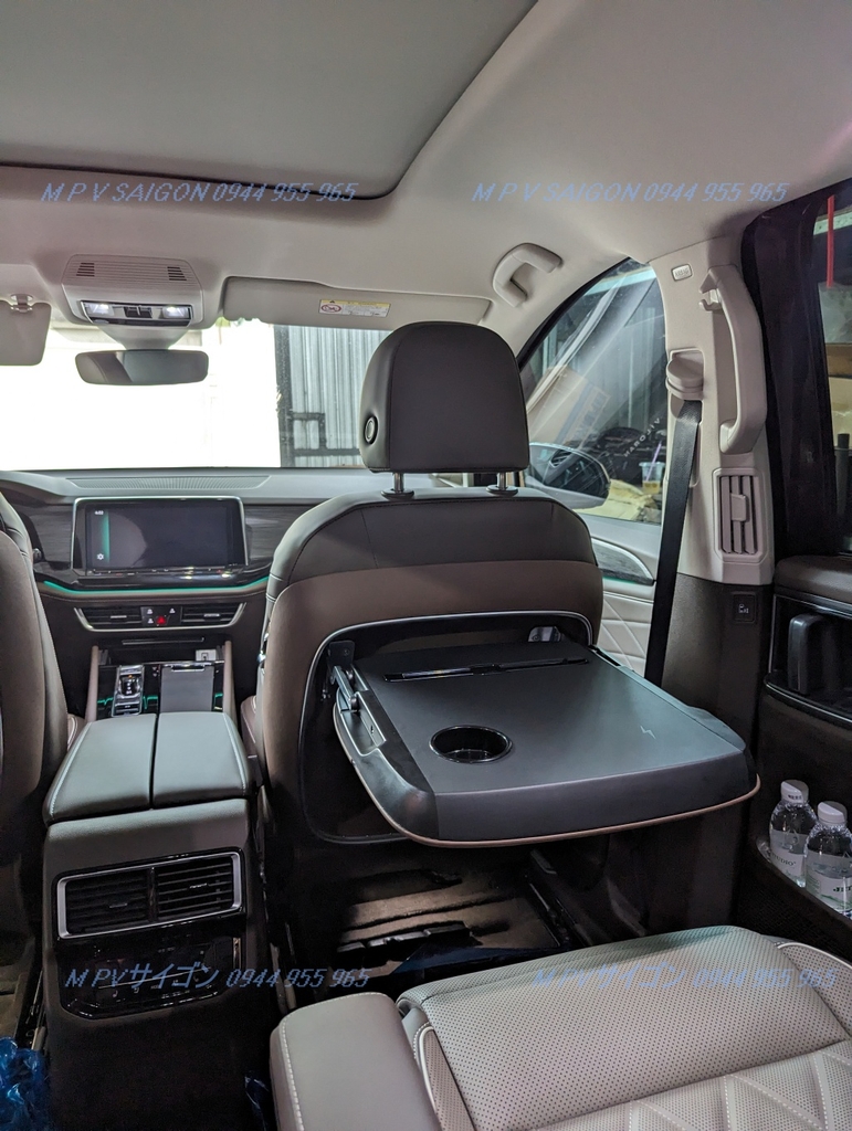 Volkswagen Viloran độ ghế chỉnh điện trượt điện tự động và xoay ghế