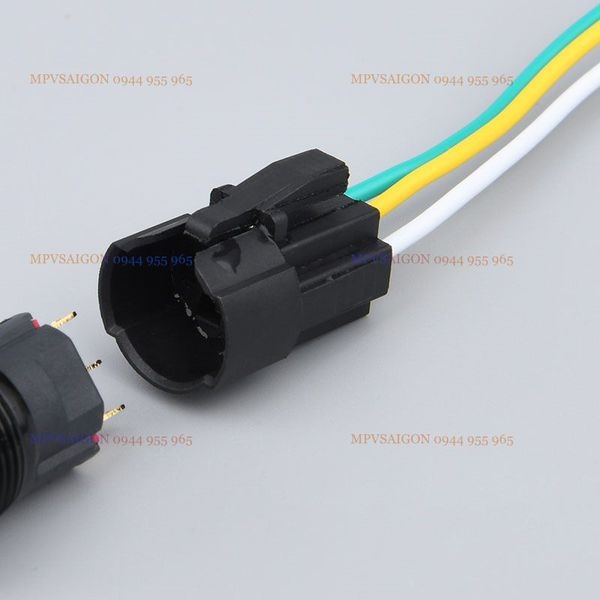 Công tắc 16mm kim loại vỏ đen chân giắc