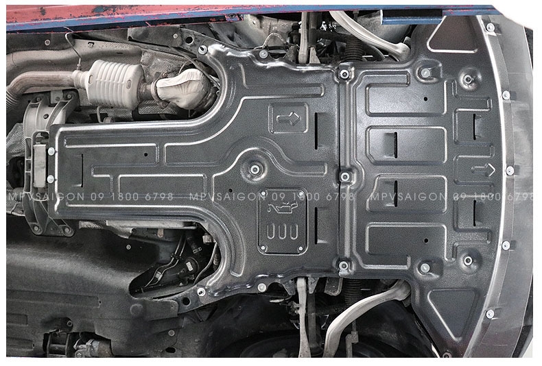 Giáp gầm bảo vệ động cơ Ford Explorer