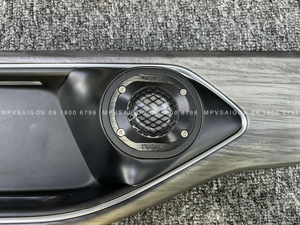 Hệ Thống Âm Thanh Đỉnh Cao Dành Cho Volkswagen Viloran: Bản Độ Gần 300 Triệu