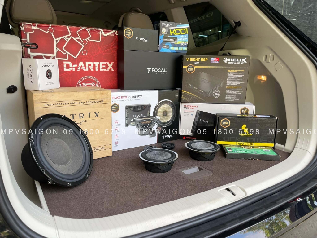 Hệ Thống Âm Thanh Đỉnh Cao Dành Cho Volkswagen Viloran: Bản Độ Gần 300 Triệu