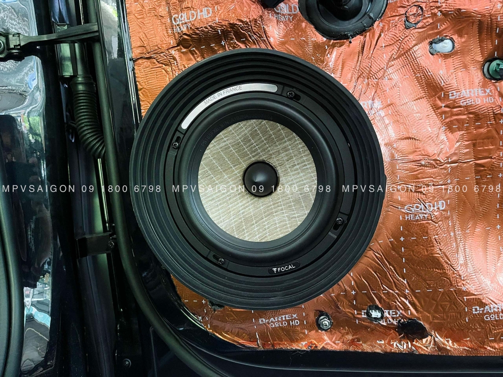 Hệ Thống Âm Thanh Đỉnh Cao Dành Cho Volkswagen Viloran: Bản Độ Gần 300 Triệu