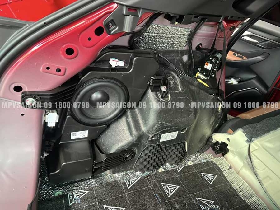 Hệ Thống Loa và Cách Âm Chống Ồn Cho xe VinFast VF3