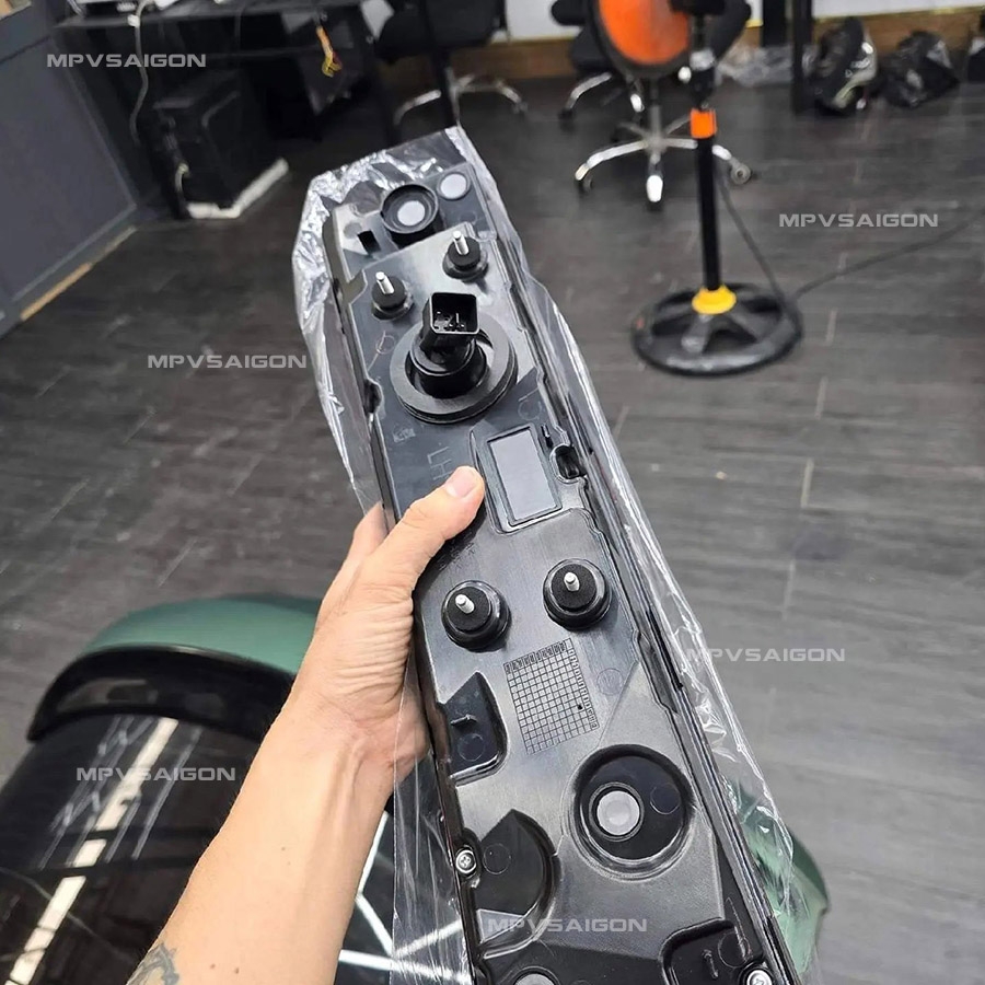 HYUNDAI SANTA FE 2025: Nâng cấp cụm đèn hậu mẫu Hàn Quốc