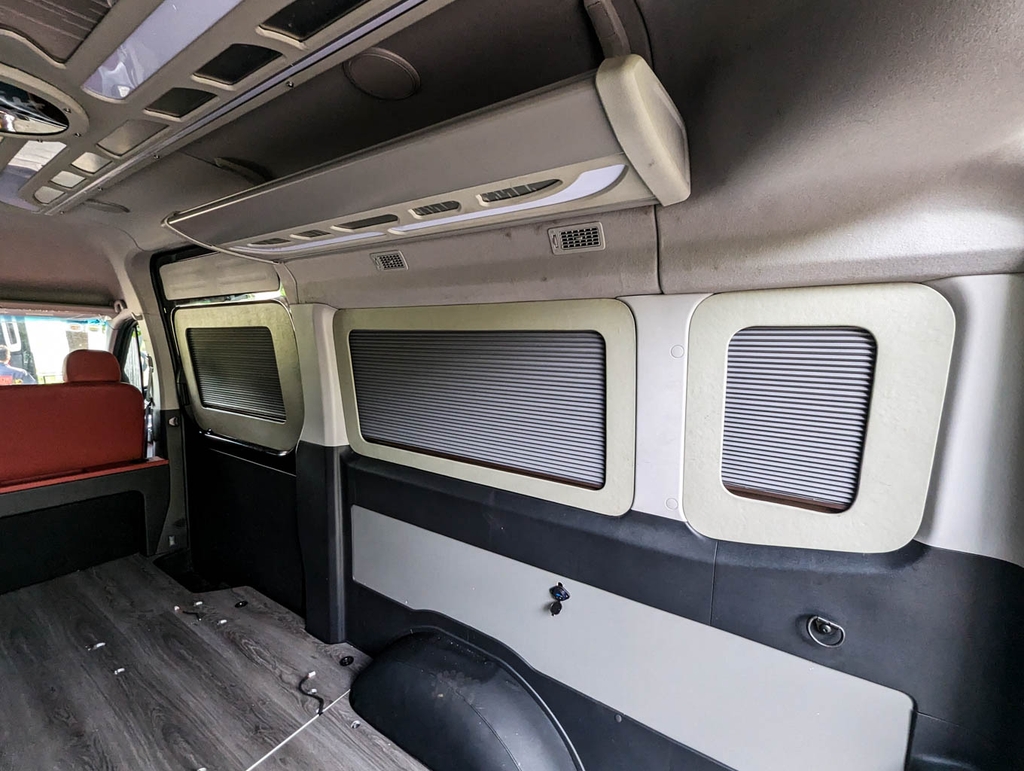 Nâng cấp ghế nội thất Hyundai Solati Limousine: Kinh nghiệm và bảng giá mới nhất