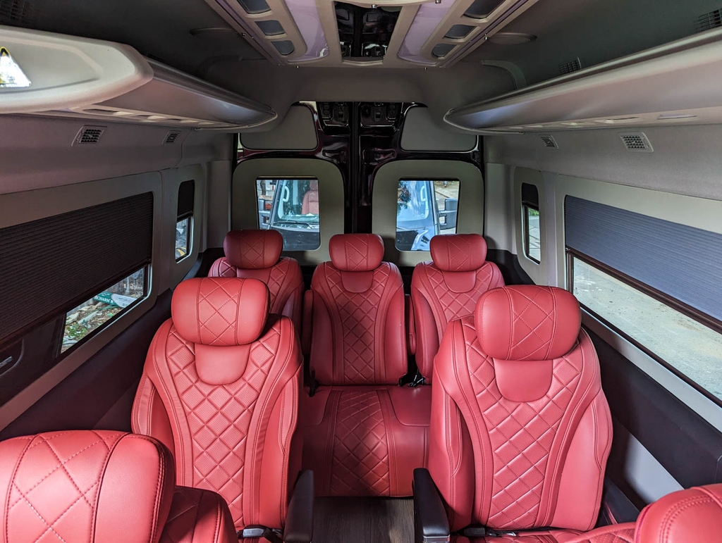 Nâng cấp ghế nội thất Hyundai Solati Limousine: Kinh nghiệm và bảng giá mới nhất