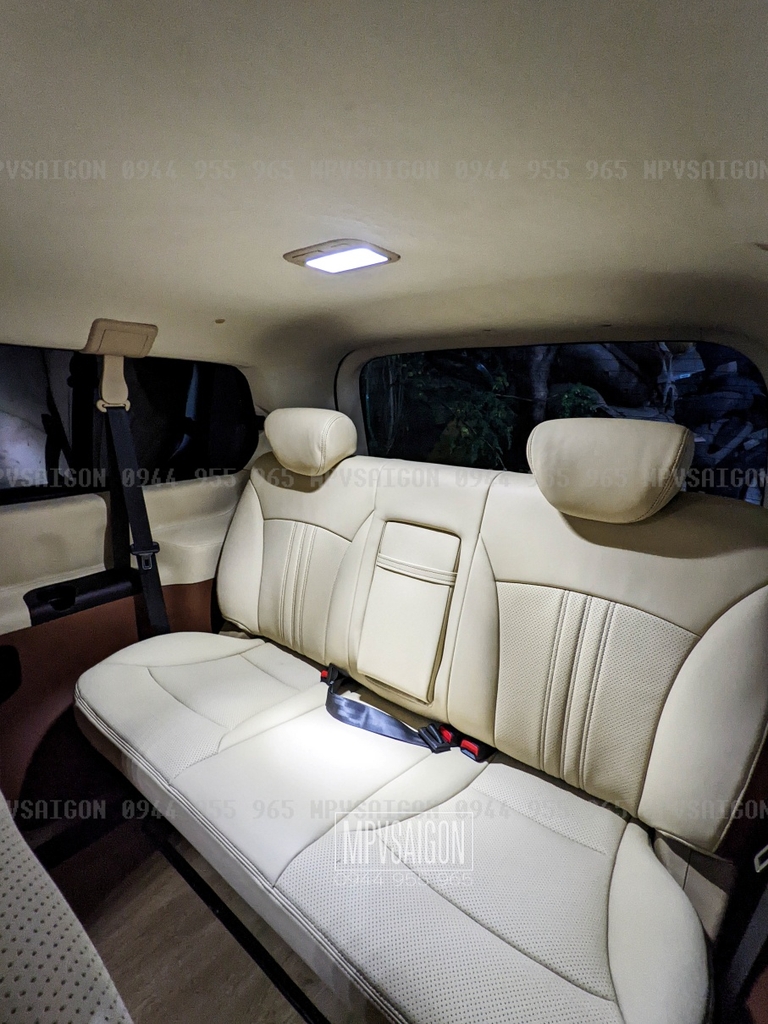 Nâng cấp ghế Limousine Hyundai Starex thương gia