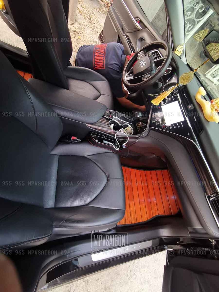 Sàn gỗ tự nhiên Toyota Camry: sang trọng và đẳng cấp hơn hẳn