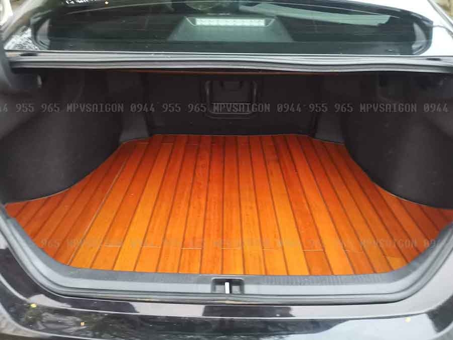 Sàn gỗ tự nhiên Toyota Camry: sang trọng và đẳng cấp hơn hẳn