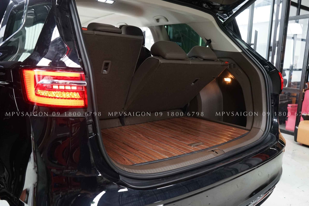 Sàn gỗ tự nhiên chỉ nhôm dành cho Volkswagen Viloran