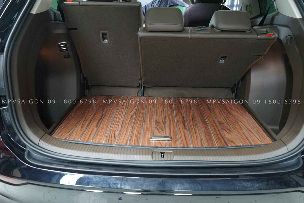 Sàn gỗ tự nhiên chỉ nhôm dành cho Volkswagen Viloran