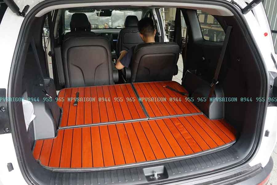 Sàn gỗ tự nhiên Hyundai Custin mẫu mới nhất 2025 tại MPVSAIGON