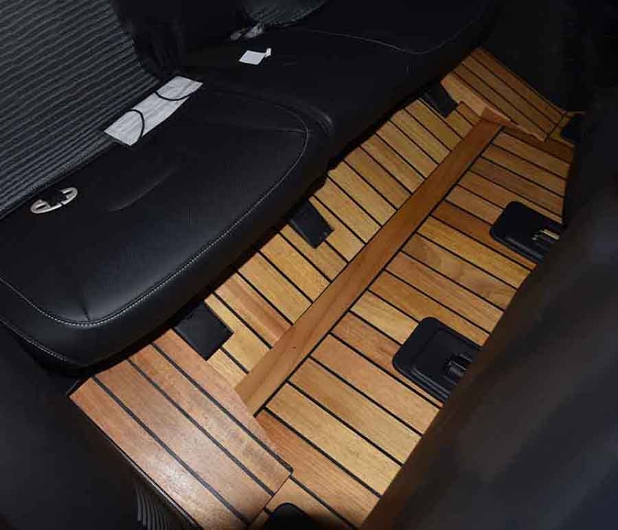 Sàn gỗ tự nhiên Hyundai Custin mẫu mới nhất 2025 tại MPVSAIGON