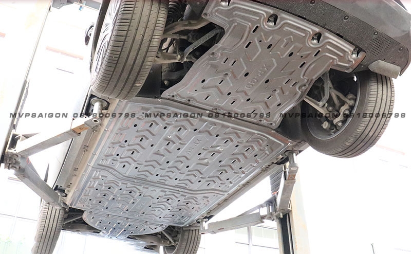 Lắp đặt giáp gầm - tấm bảo vệ động cơ hộp số Honda Civic