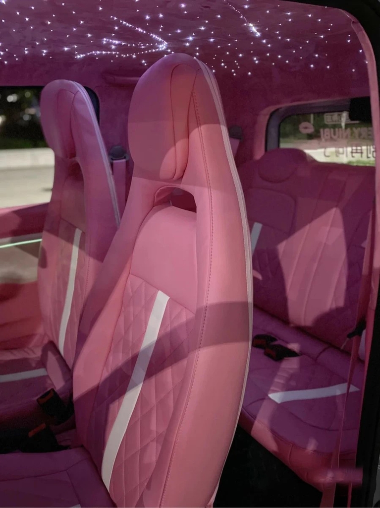 Thi công LED trần bầu trời sao xe ô tô