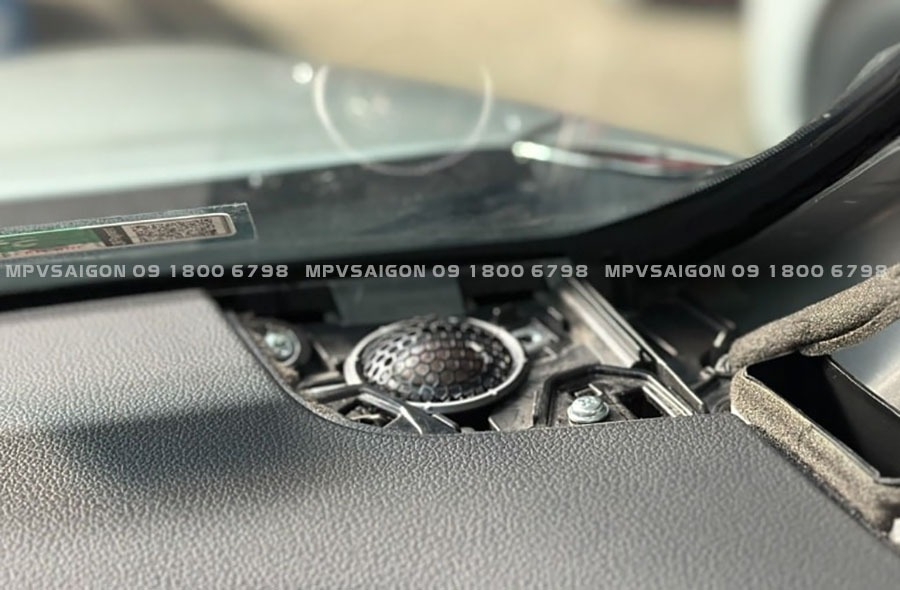 Loa lắp cánh cửa ô tô Rainbow SL - C620