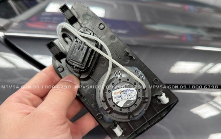 Loa lắp cánh cửa ô tô Rainbow SL - C620