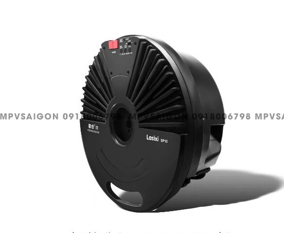 Loa siêu trầm đặt cốp/ hốc bánh sơ cua Volkswagen Viloran 2024