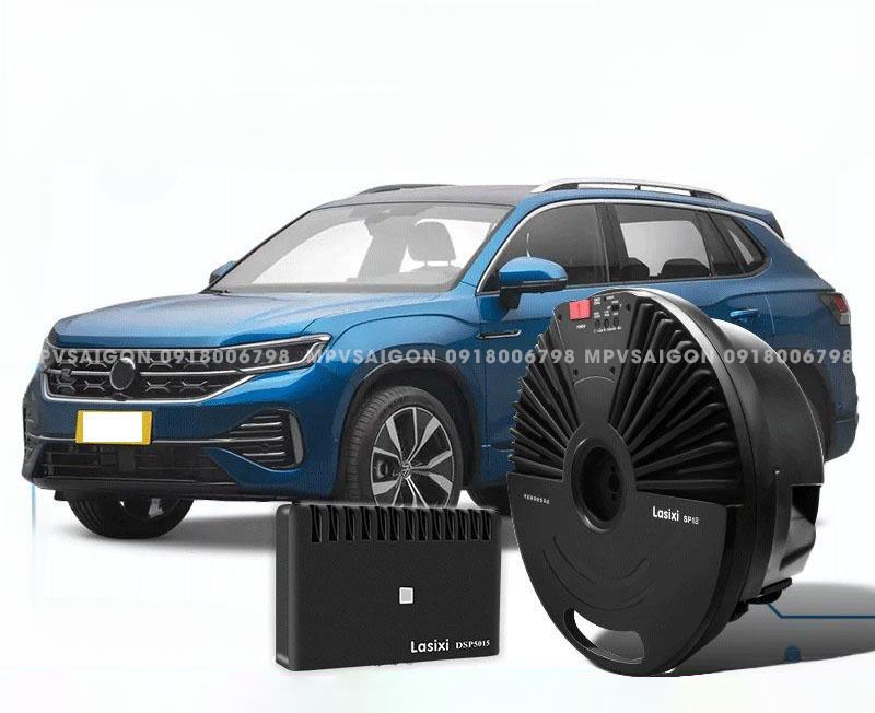 Loa siêu trầm đặt cốp/ hốc bánh sơ cua Volkswagen Viloran 2024