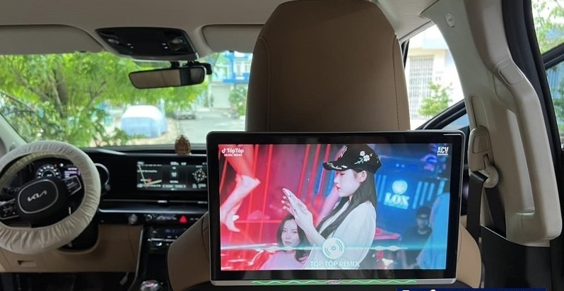 Màn hình gối đầu Android xe Kia Carnival 2024 2025: báo giá chi tiết và kinh nghiệm lựa chọn