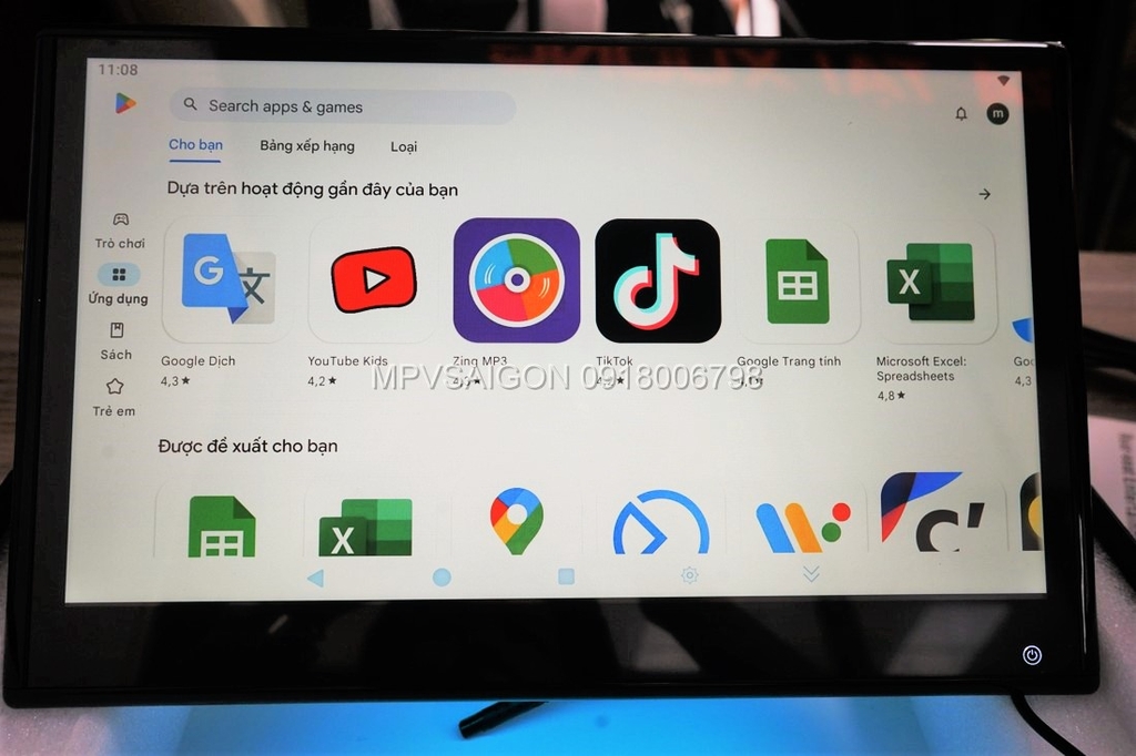 Màn hình gối đầu ô tô