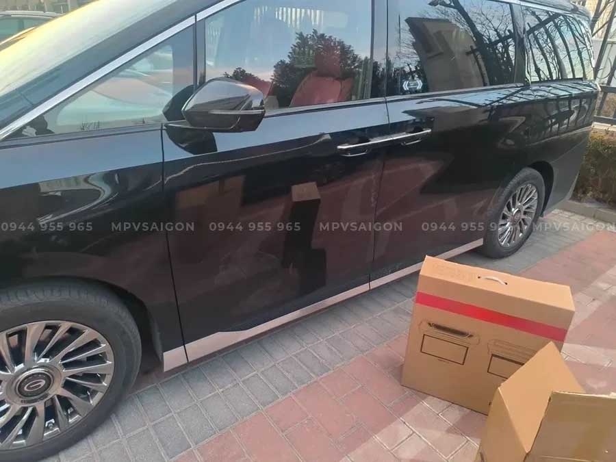 Màn hình trần GAC M8 - Phụ kiện GAC M8 MPVSAIGON