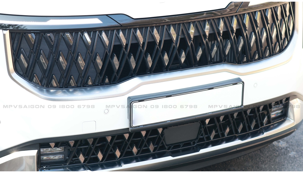 MẶT CA LĂNG DƯỚI NEW KIA CARNIVAL 2024 2025 MẪU HÀN QUỐC