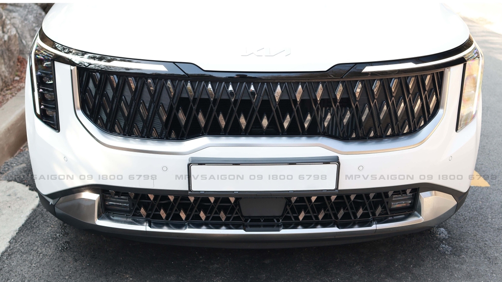 MẶT CA LĂNG DƯỚI NEW KIA CARNIVAL 2024 2025 MẪU HÀN QUỐC