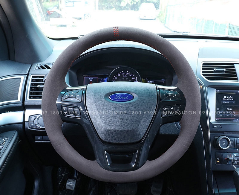May da bò - da lộn cho vô lăng Ford Explorer 2023 2024