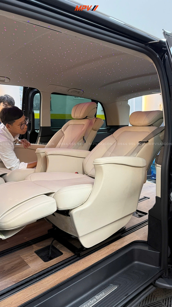 MERCEDES BENZ V300 AVANTGARDE NÂNG CẤP GHẾ BẢN AMG