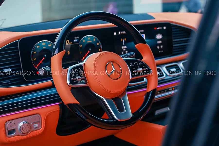 Mercedes GLS 450 và GLS600 bọc da đổi màu nội thất cam Hermes